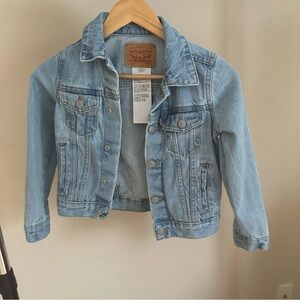 Levi’s Kids Denim Trucker Jacket size 6